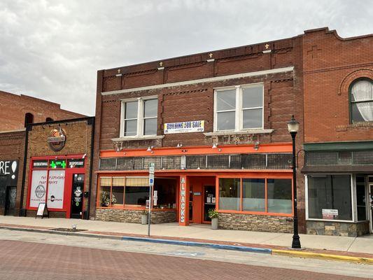 AlMack's Kitchen, west side street front.