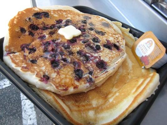 Delicious Fresh Blueberry Pancakes