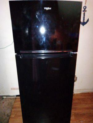 My new little fridge, but big on the inside!