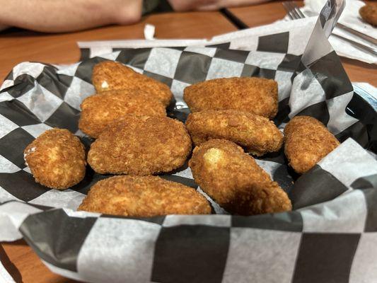 Jalapeño poppers (cream cheese)