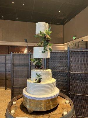 Floating Wedding Cake