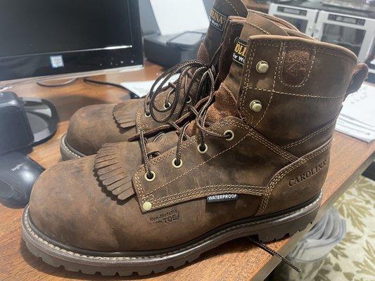 Carolina work boots - like new!