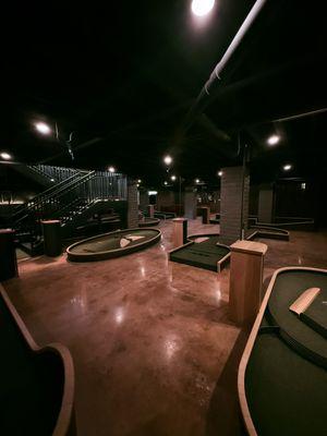 The Lounge Course (downstairs)