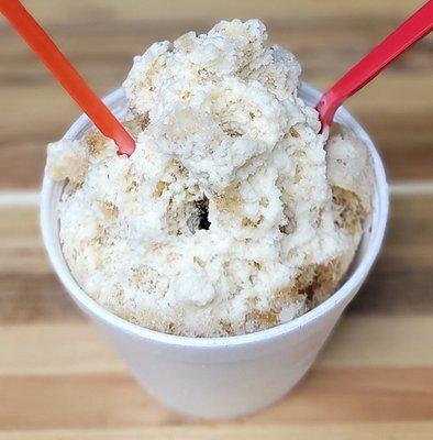 Rootbeer Float Shave Ice - Root Beer, Vanilla, Cream Topping