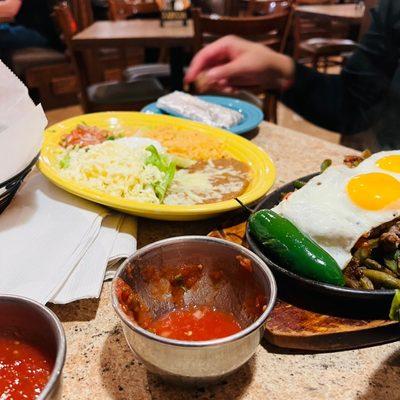 Fajitas rice and beans