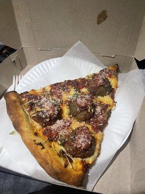 Meatball pizza