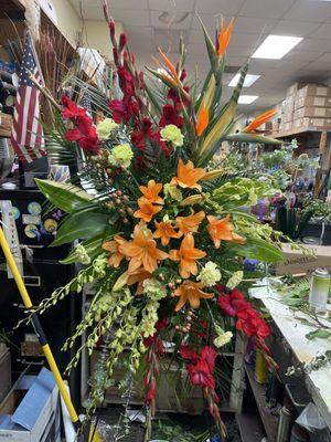 Great Sympathy spray. Friendly and helpful. Love that they send a pic of the arrangement that is going out.