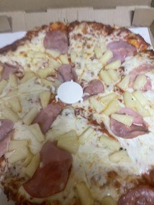 Hawaiian pizza