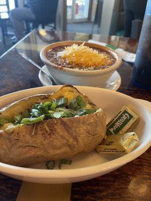 Chili and loaded potato