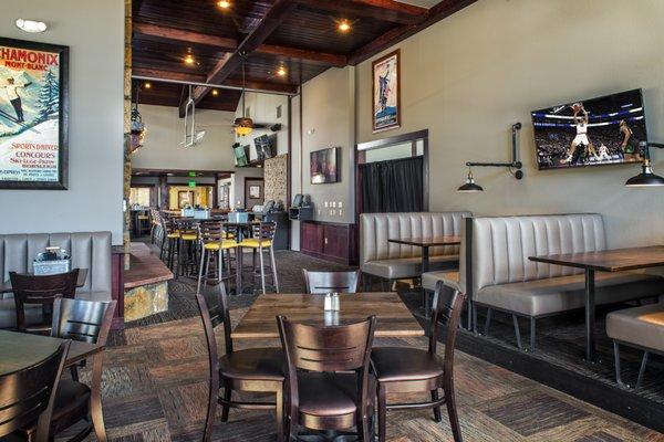 Dining area, which is great to watch your favorite sports teams play! Four big screens surrounding the room!