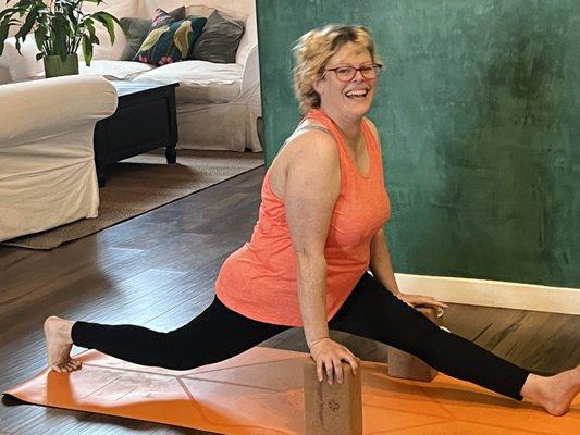 Hanumanasana in Hatha class