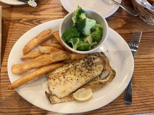 Rainbow trout with steak fries and steamed broccoli