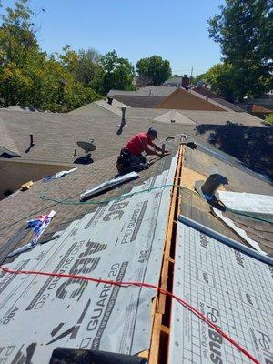 Reroofing / Re-covering, Clay Tile Roof Cleaning, Gutter Installation, Concrete Tile Roof Cleaning, Roof Inspection, Gutter Repair, Metal Ro