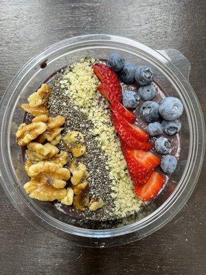 Custom acai bowl