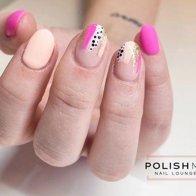 Abstract art #polishmenaillounge #polishme_nails #abstractnails #pinklover