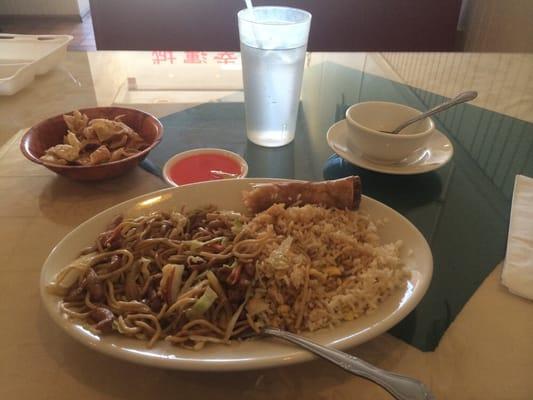 Pork lo mein lunch special!!  So much food for $6, I needed a box!  I'll be a regular here!!!