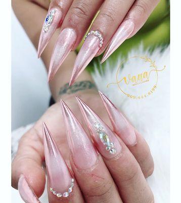 Acrylic design by Hana