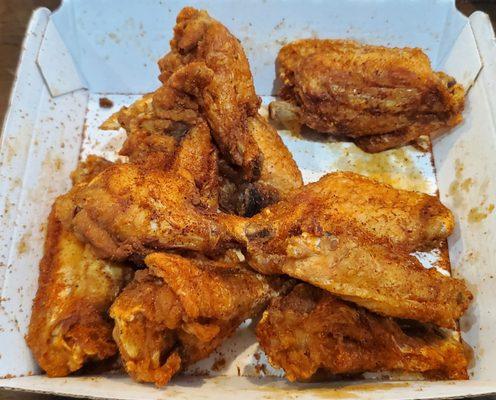 TRADITIONAL WINGS: 10 ($19.99) DESERT HEAT® DRY RUB