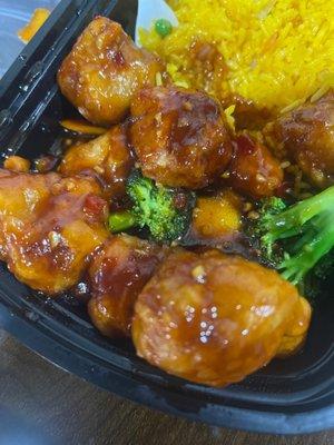 C27. Orange Chicken Combo Platter