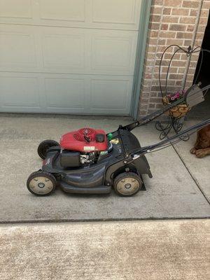 Honda HRX217 mower