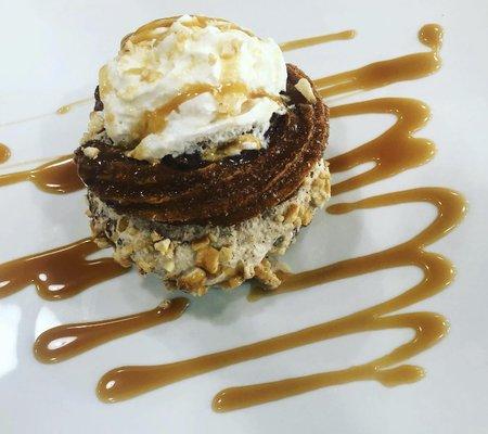 Churro Sandwich with Horchata Icecream