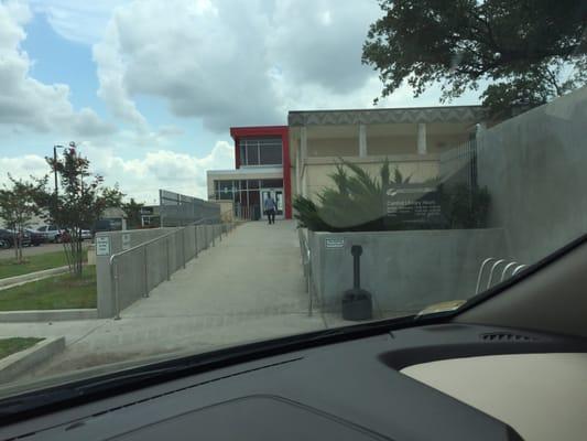 Waco-McLennan County Library