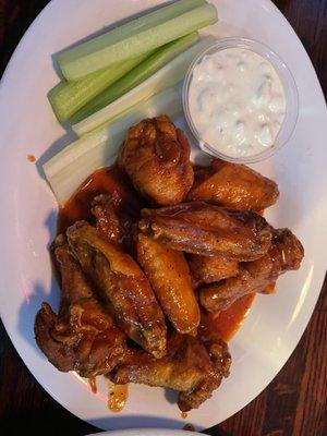 Hot lemon pepper + bbq Chicken Wings