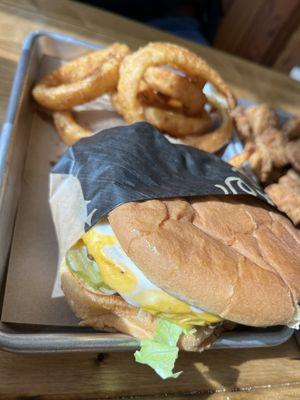 Cheese burger and onion rings