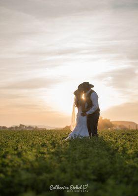 Autumn sunsets in Colorado make the dreamiest settings for bride and groom portraits.