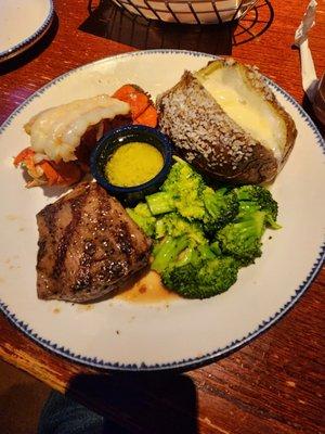 Filet with lobster tail $38.00