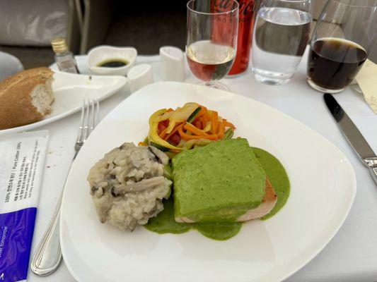 Salmon with mushroom risotto. Not very good.