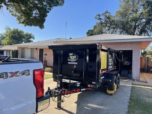 Garage clean out , at your service!