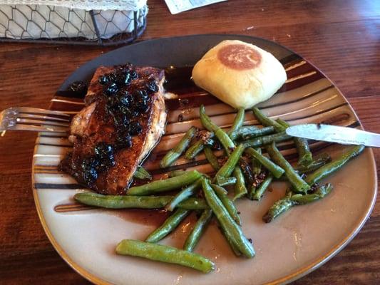 Salmon with blueberry reduction