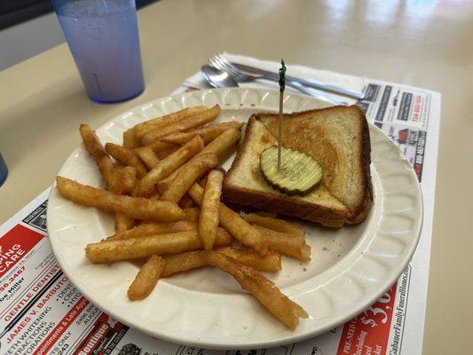 Grilled Cheese & Fries