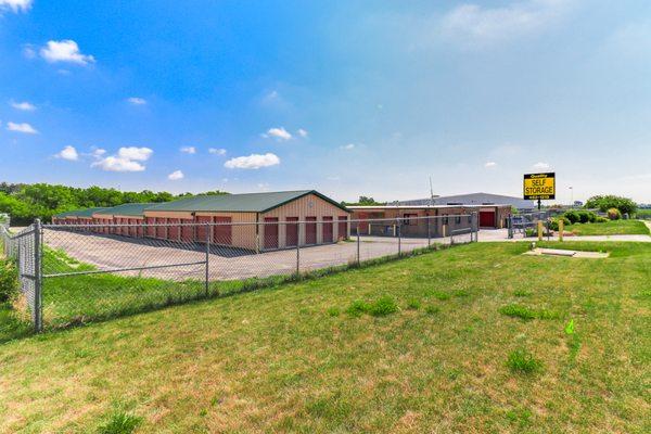 Gated and secure storage facility. Climate and non climate temperature controlled units.