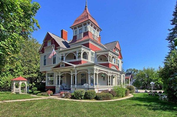 Grand Victorian Bed and Breakfast Inn in Bellaire MI