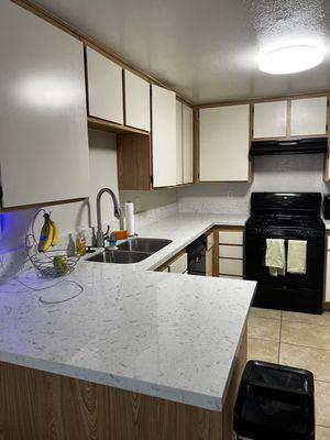 Quartz countertops