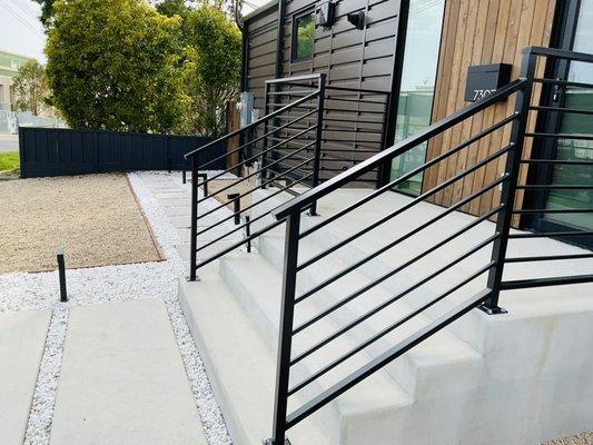 Horizontal Railing