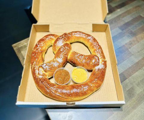 Paul Bunyon's Pretzel