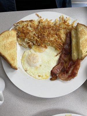 Special 2. 2 eggs 2 bacon toast and hash brown.