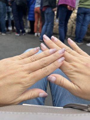 Glitter ombré nails