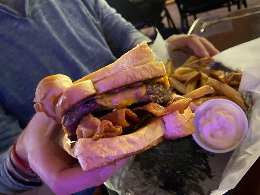 Grilled cheese burger