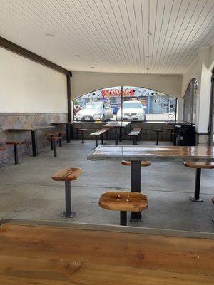 Clean plentiful seating in the dining patio area.