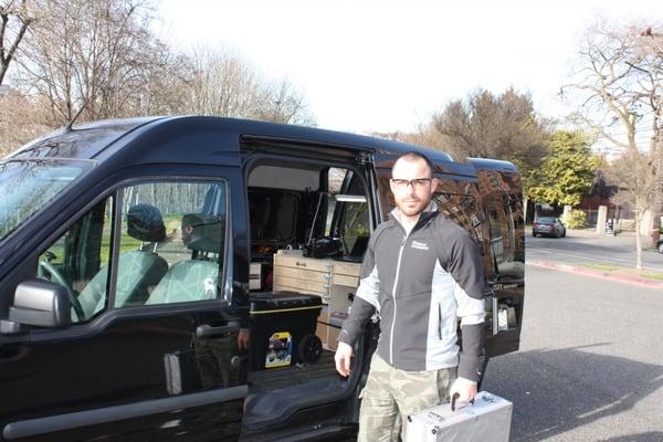 mobile locksmith van