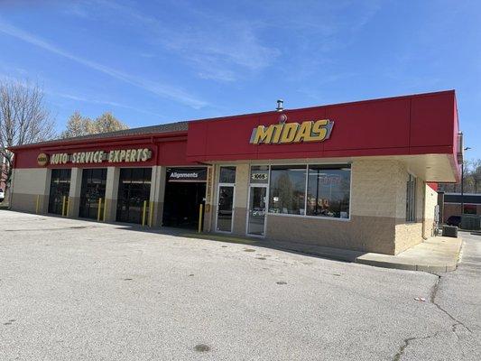 Midas in Collinsville Crossing