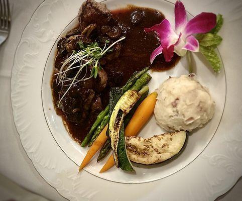 Steak Tenderloin Medallions with Wilde Mushroom Sauce