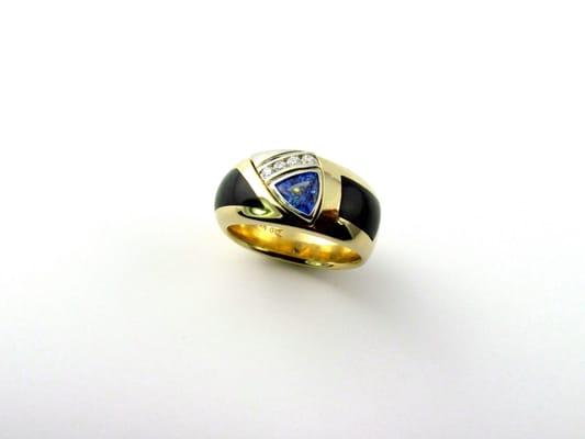 Men's yellow gold sapphire, diamond and black jade ring.