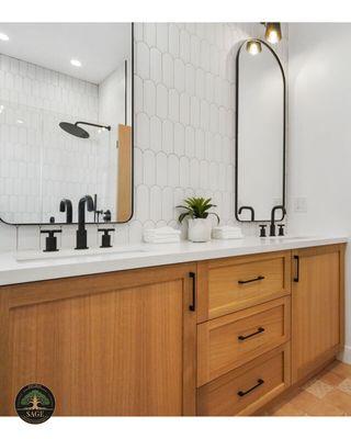 Norton Project
Custom Double Sink White Oak Shaker Vanity