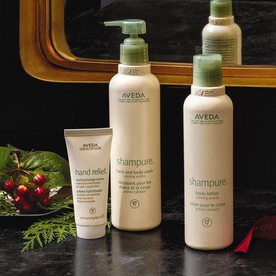 Can't get enough Shampure? We get it. Don't miss out on the limited-edition A Gift of Shampure set, the perfect way to get your Shampure fix