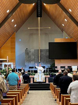 St Paul's newly renovated sanctuary, Pastor Christenson